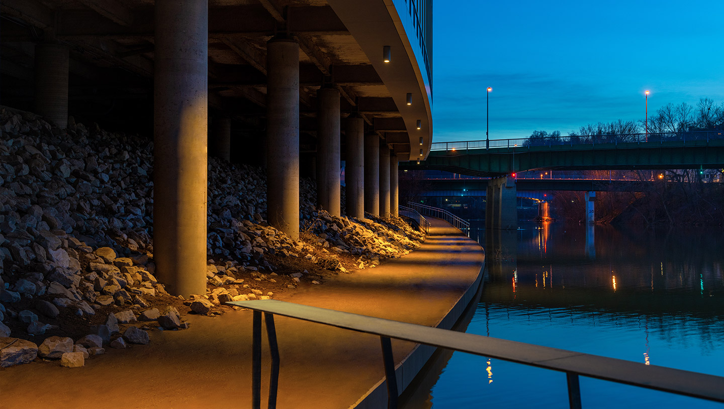 Syrios Pro by Luminis illuminates modern convention center