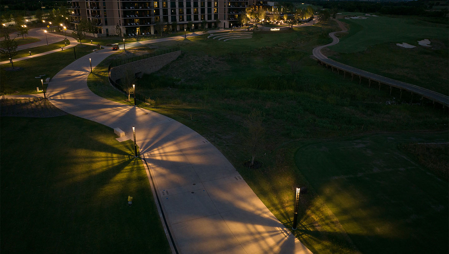 Lumiquad illuminates golf course at night